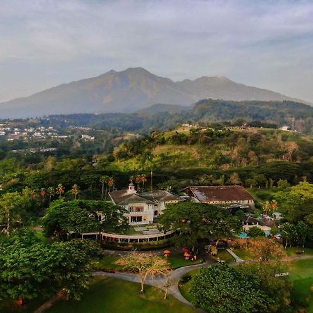 Taman Dayu Golf Club And Resort Prigen Kültér fotó
