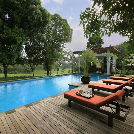Taman Dayu Golf Club And Resort Prigen Kültér fotó