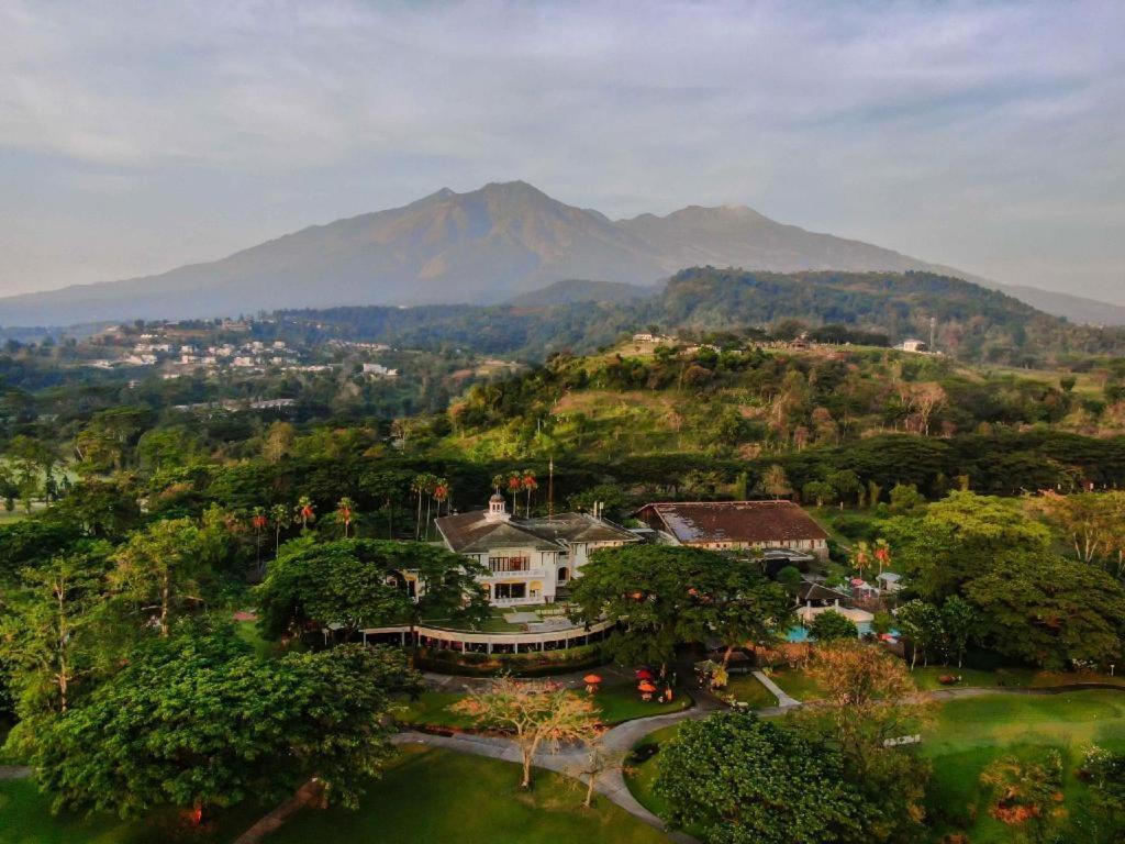 Taman Dayu Golf Club And Resort Prigen Kültér fotó