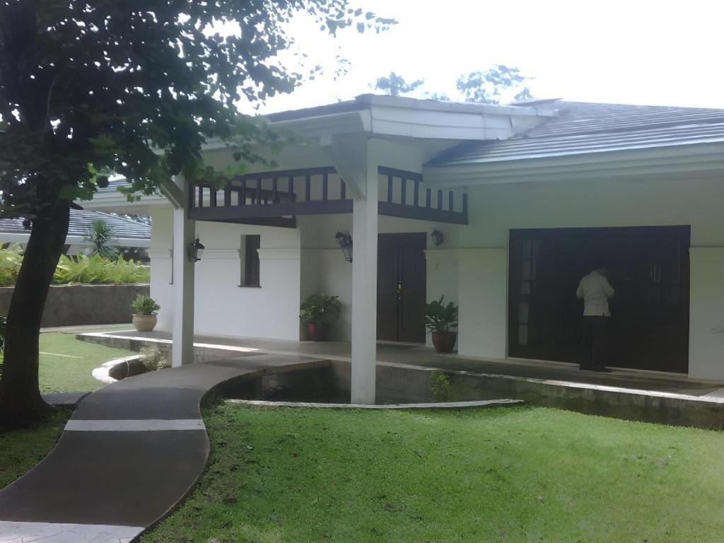 Taman Dayu Golf Club And Resort Prigen Kültér fotó